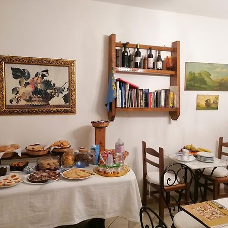 Affitta Camere Casa Delle Rose Villanova Monteleone Екстериор снимка